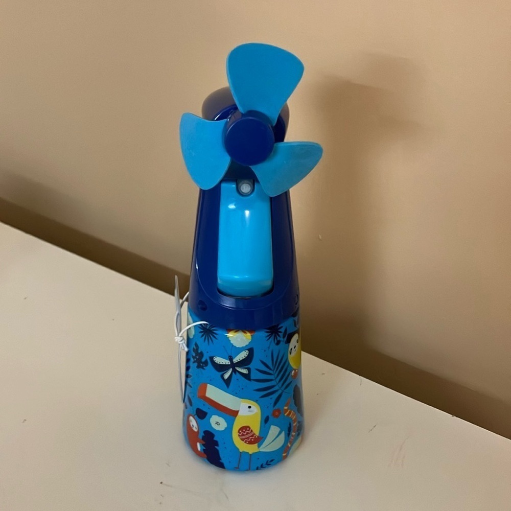 O2COOL’s Misting Fan, New With Tags. - Picture 2 of 3